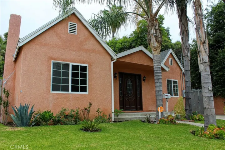 579 Crosby Street, Altadena, California 91001