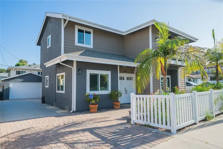 2618 Ruhland Avenue, Redondo Beach, California 90278