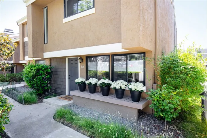 10 Sand Dollar Court, Newport Beach, California 92663