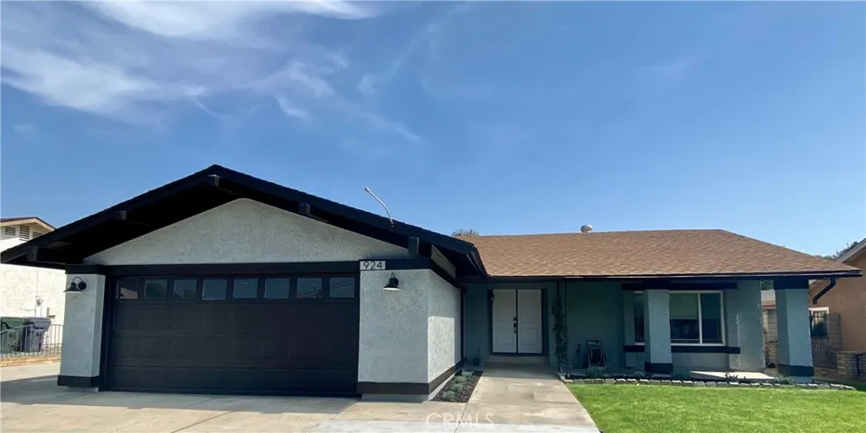 924 E Pioneer Avenue, Redlands, California 92374