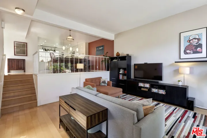 13011 Mindanao Way 1, Marina Del Rey, California 90292