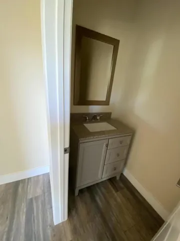 1 (17)