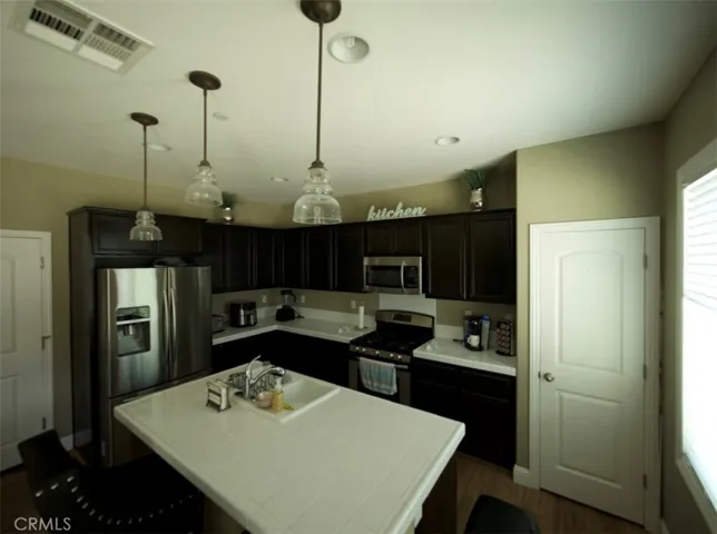 5405 Tejon Ridge Court, Bakersfield, California 93313