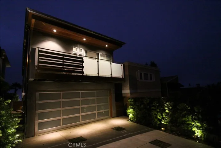 971 Santa Ana Street, Laguna Beach, California 92651