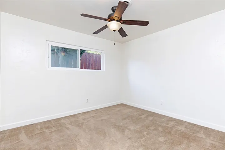 8564 Ellsworth Ln, Santee, California 92071