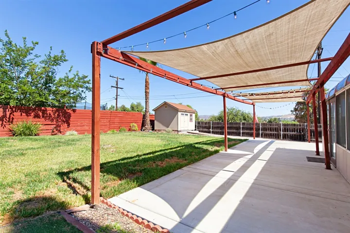 8564 Ellsworth Ln, Santee, California 92071