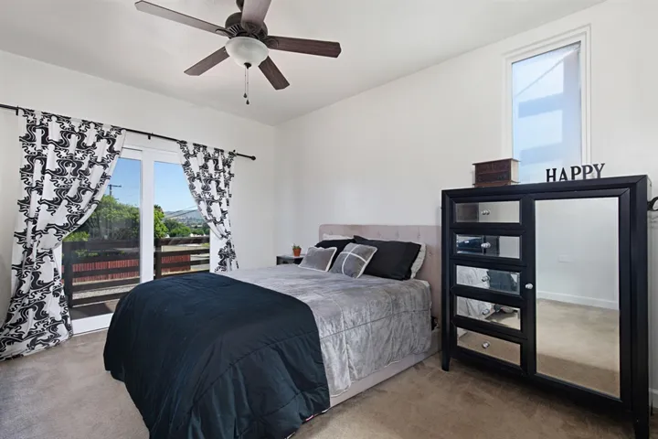 8564 Ellsworth Ln, Santee, California 92071