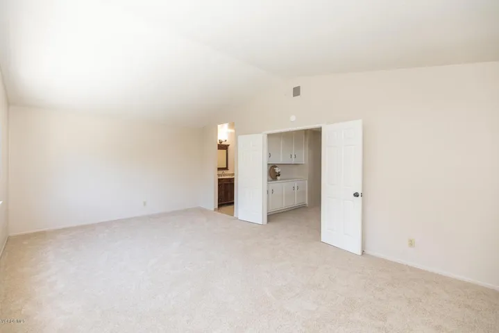 3904 Calle Loma Vista Thousand-large-023