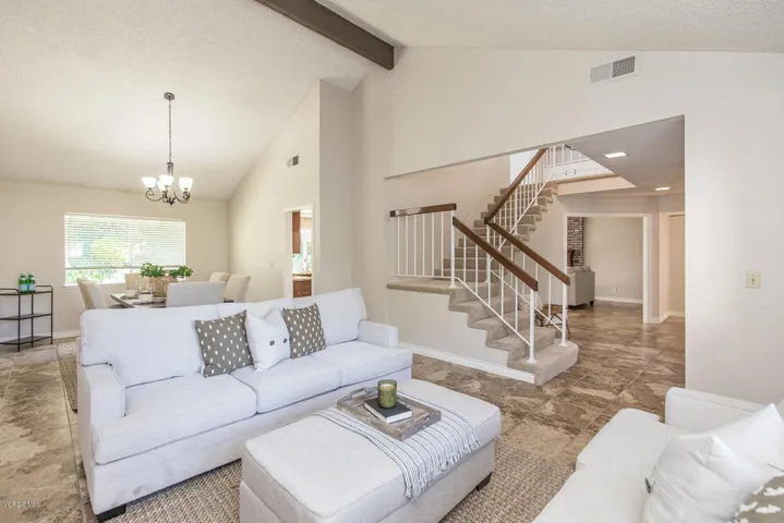 3904 Calle Loma Vista Thousand-large-007