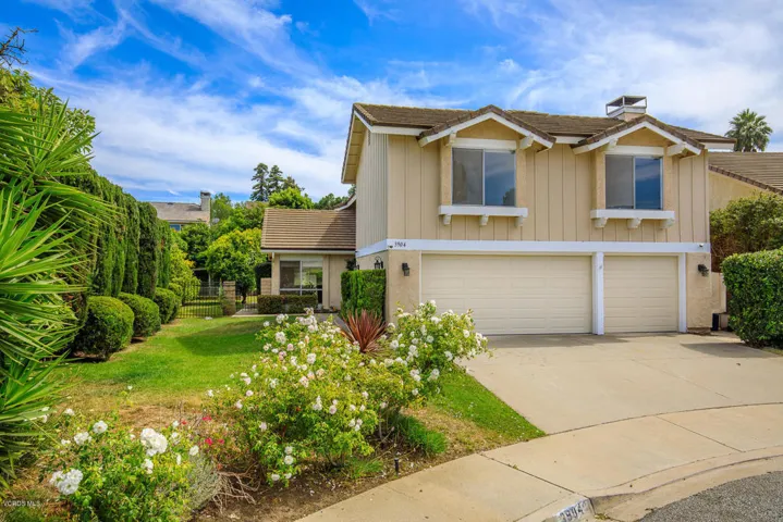 3904 Calle Loma Vista Thousand-large-001