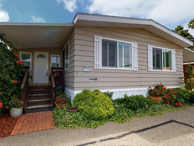 1709 Lynn Drive 127, San Luis Obispo, California 93405