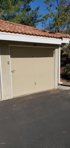 Private One-Car Garage