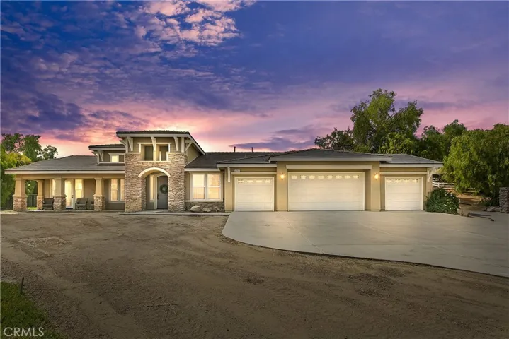 16905 Scottsdale Road, Riverside, California 92504