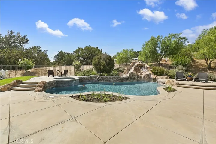 16905 Scottsdale Road, Riverside, California 92504