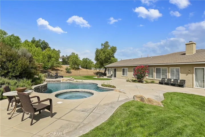 16905 Scottsdale Road, Riverside, California 92504