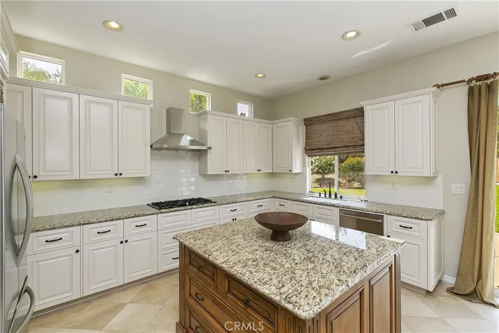 16905 Scottsdale Road, Riverside, California 92504