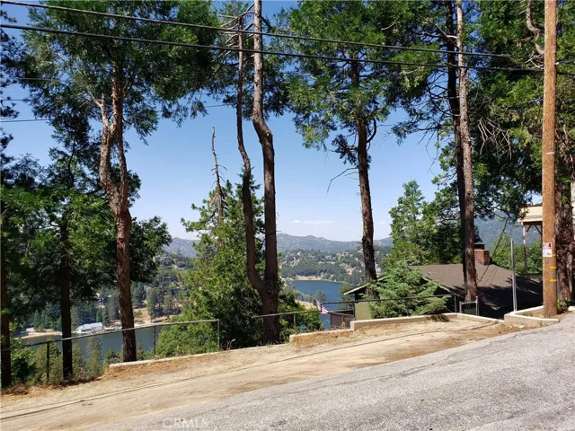 24240 Bernard Drive, Crestline, California 92325