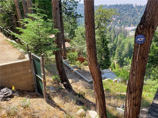 24240 Bernard Drive, Crestline, California 92325