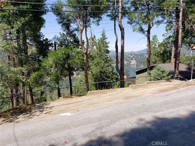 24240 Bernard Drive, Crestline, California 92325