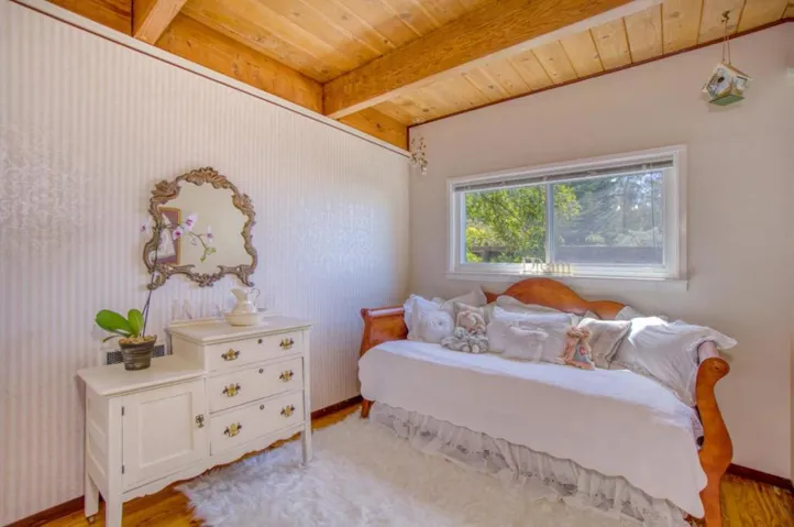 1163 Columbus Street, El Granada, California 94018
