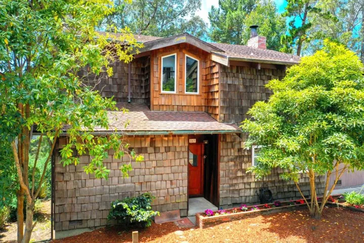 1163 Columbus Street, El Granada, California 94018