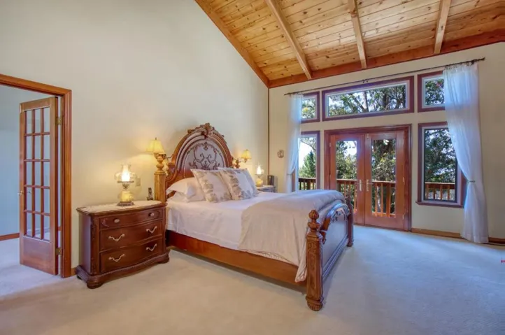 1163 Columbus Street, El Granada, California 94018