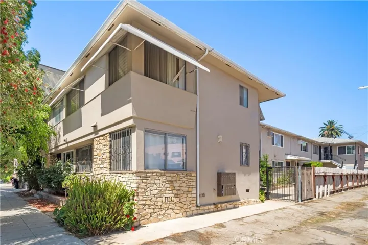 626 Chestnut Avenue 1, Long Beach, California 90802