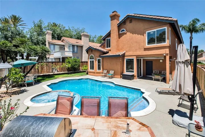 7432 Cambridge Court, Fontana, California 92336