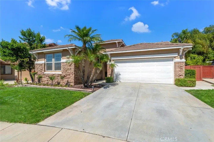 3267 Hannover Street, Corona, California 92882