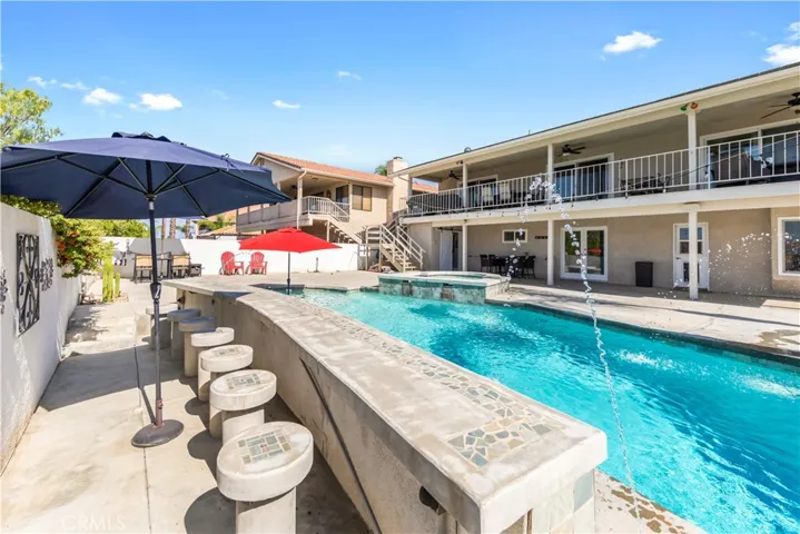 22616 Canyon Club Drive, Canyon Lake, California 92587