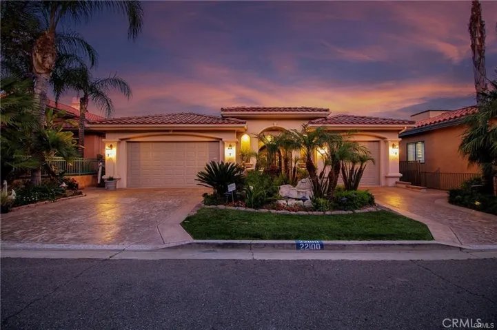 22100 San Joaquin Drive W, Canyon Lake, California 92587