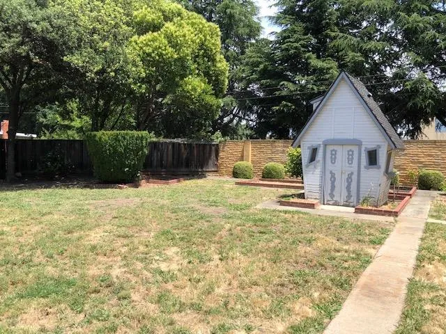 5 Oak Court, Sunnyvale, California 94086