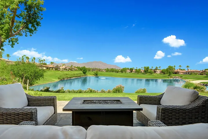 OVER OUTDOOR LIVING ROOM mls