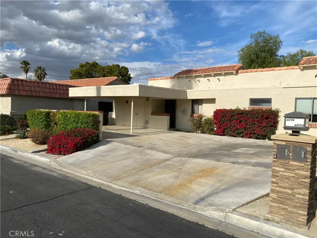 41774 Jupiter Hills Court, Palm Desert, California 92211