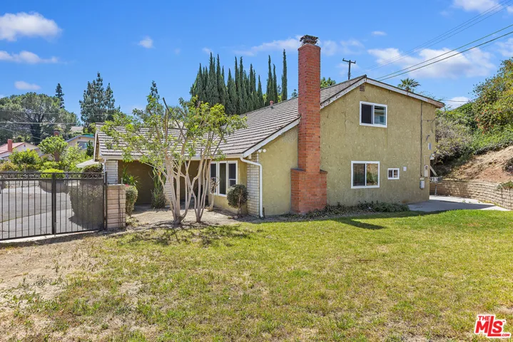 2067 Salto Drive, Hacienda Heights, California 91745
