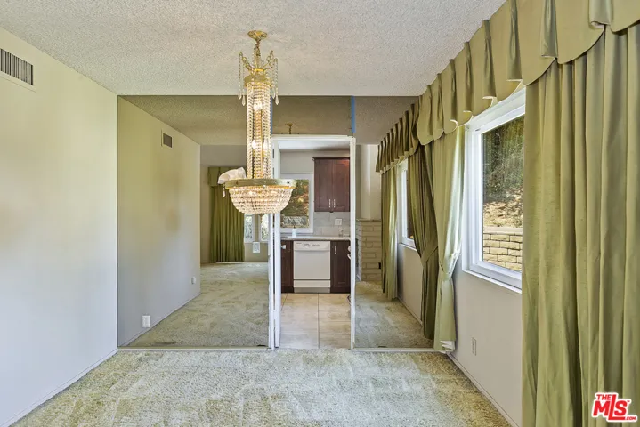 2067 Salto Drive, Hacienda Heights, California 91745