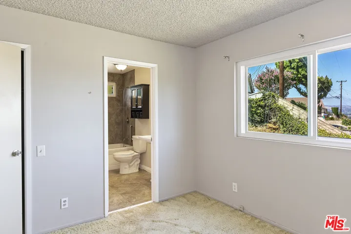2067 Salto Drive, Hacienda Heights, California 91745