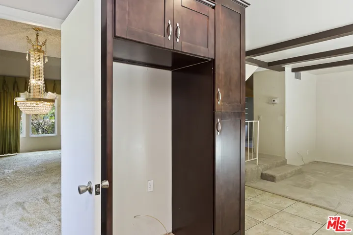 2067 Salto Drive, Hacienda Heights, California 91745