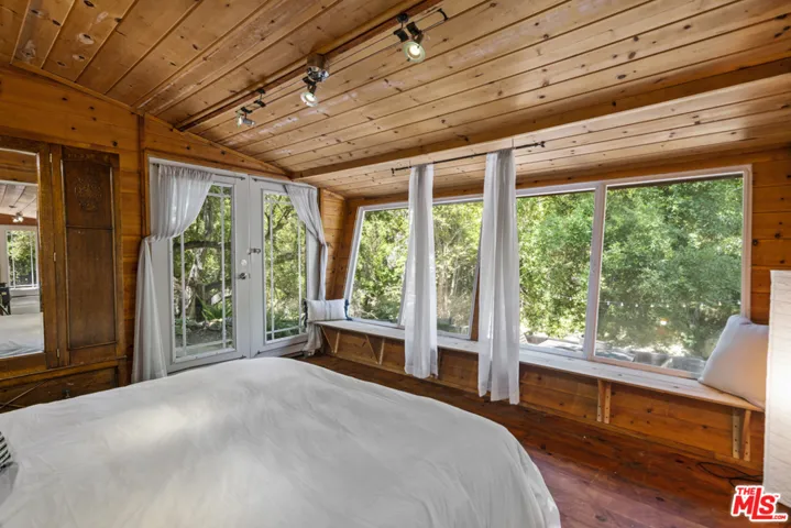 618 S Topanga Canyon Boulevard, Topanga, California 90290