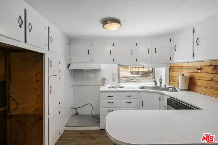618 S Topanga Canyon Boulevard, Topanga, California 90290