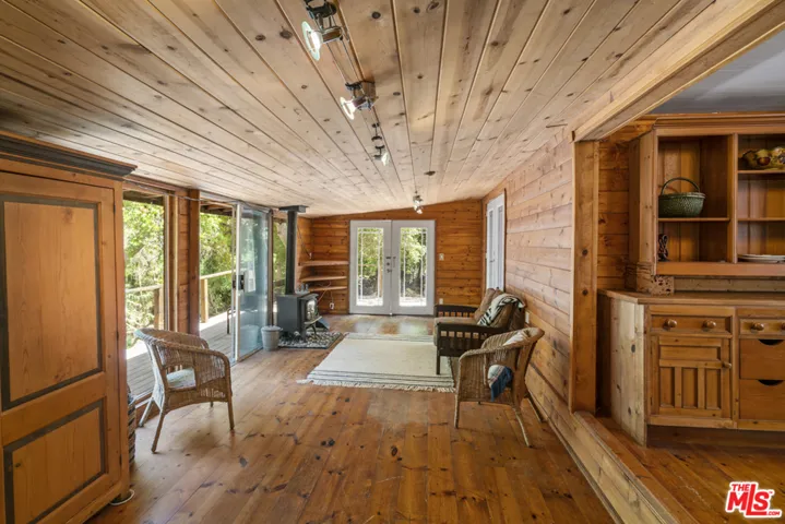 618 S Topanga Canyon Boulevard, Topanga, California 90290