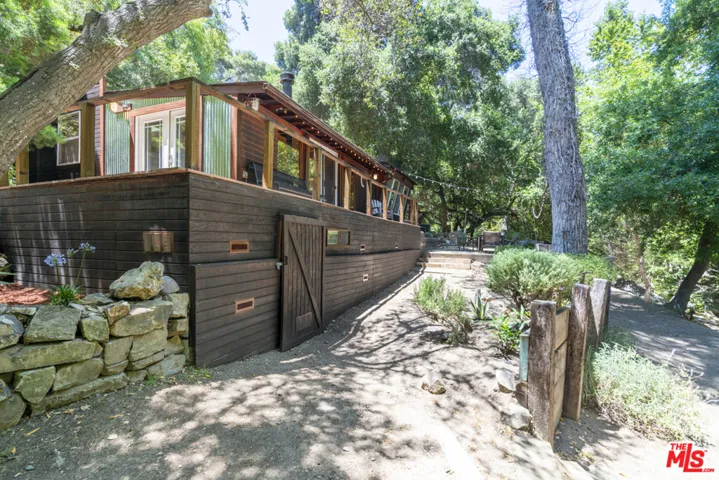 618 S Topanga Canyon Boulevard, Topanga, California 90290