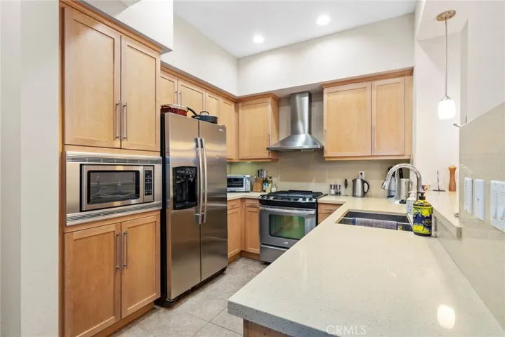 551 W Maple Avenue, Orange, California 92868