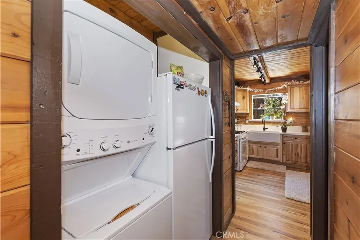 2678 Thule Lane, Running Springs, California 92382