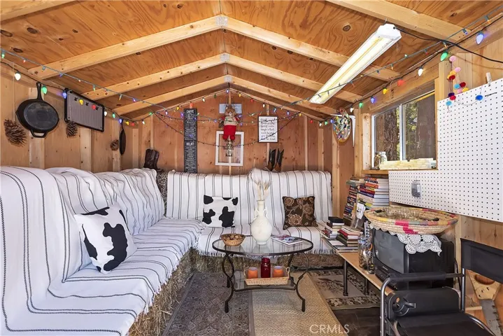 2678 Thule Lane, Running Springs, California 92382