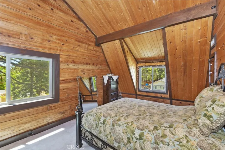 2678 Thule Lane, Running Springs, California 92382