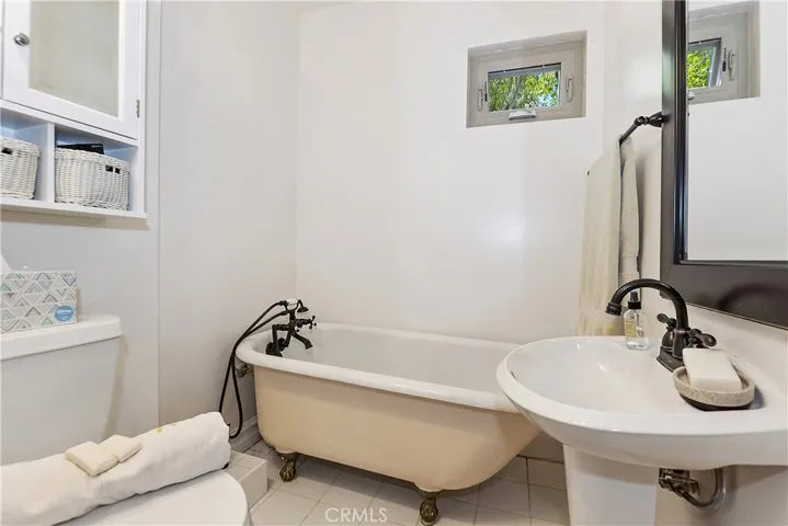 2678 Thule Lane, Running Springs, California 92382