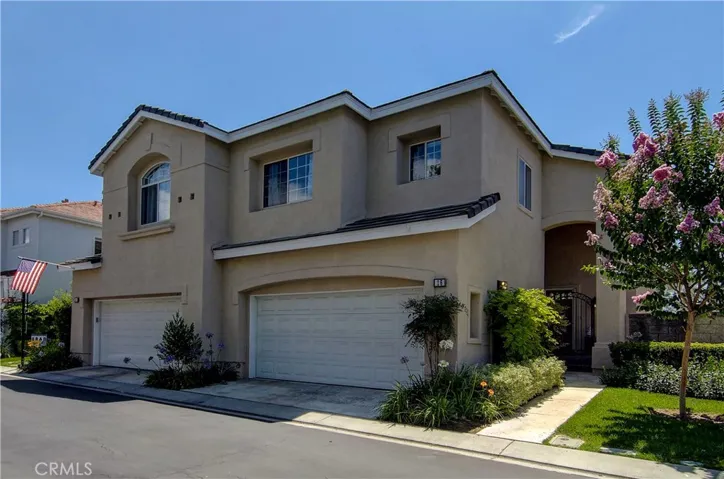 End unit location with gated courtyard and panoramic view.