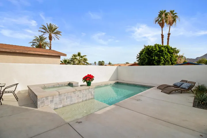 53125 Avenida Ramirez, La Quinta - (MLS)