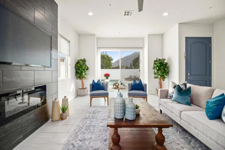 53125 Avenida Ramirez, La Quinta - (MLS)